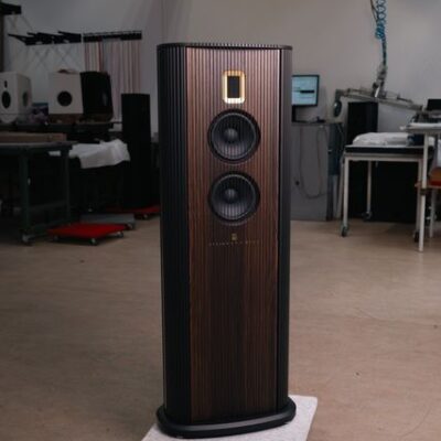 Model O - -19_small.jpg